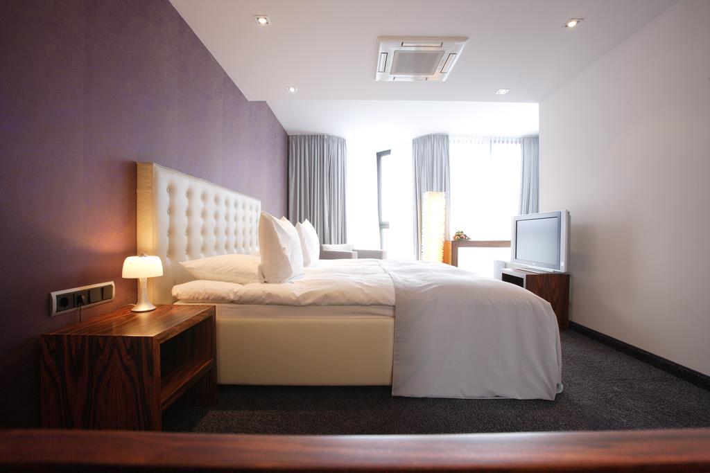 Erzgiesserei Europe Hotel München